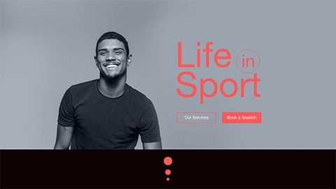 Hero banner, vue d'un bel homme affichant un beau sourir